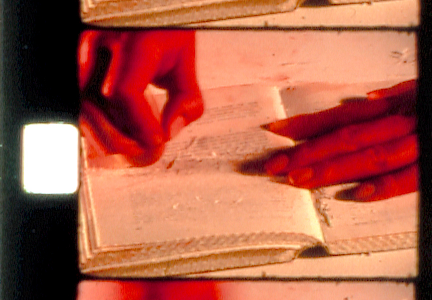 Le gommage du livre - 2002 - Super-8 - 3'30